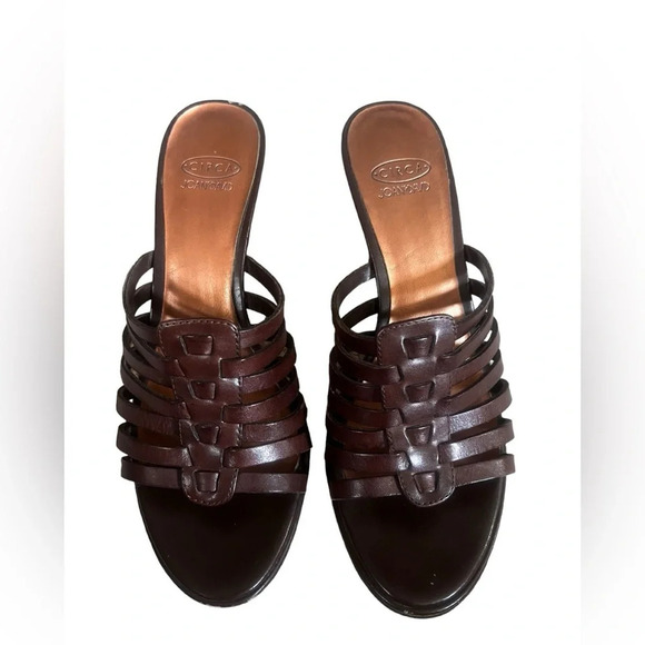 Circa Joan & David leather 3 inch slip on heel sandals in excellent condition - Picture 1 of 6
